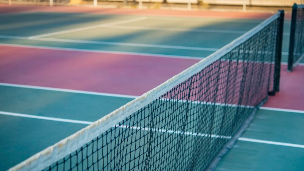 How to Lower a Tennis Net for Pickleball